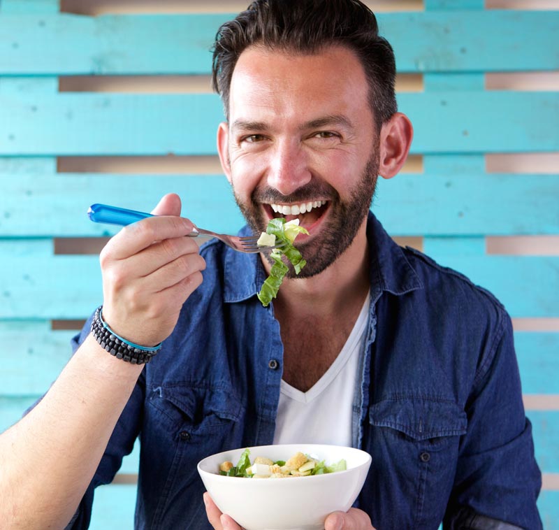 Why people who eat leafy greens live longer